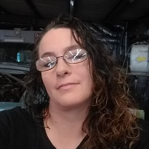 Meet your Posher, Leanna